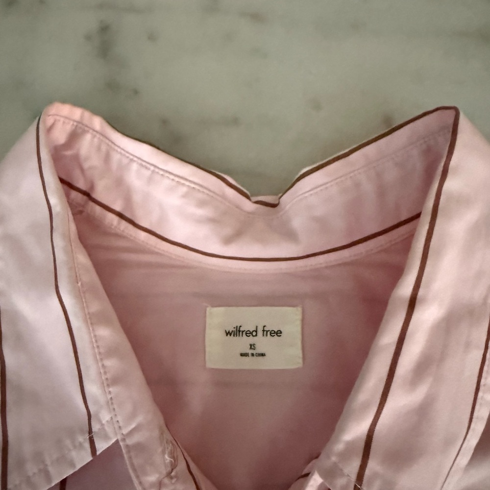 Aritzia Wilfred Free Oversized Button Down - Picture 3 of 3